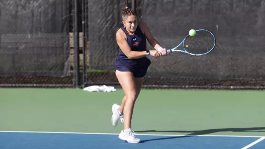 Stef Silva hit backhand vs SacSt