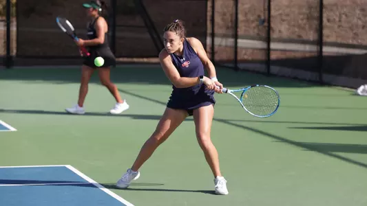 Stefanie Silva vs Sac St