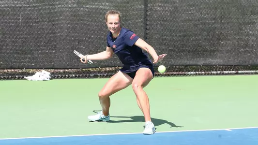 Hovda Stretches for ball