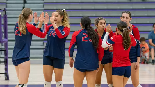 Team High Fives vs Weber State