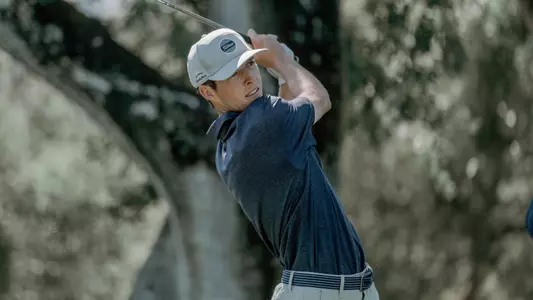 Connor Reis swing in qualifiers