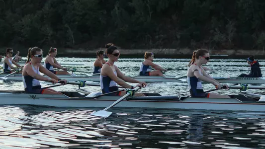 2 boats of 3 row