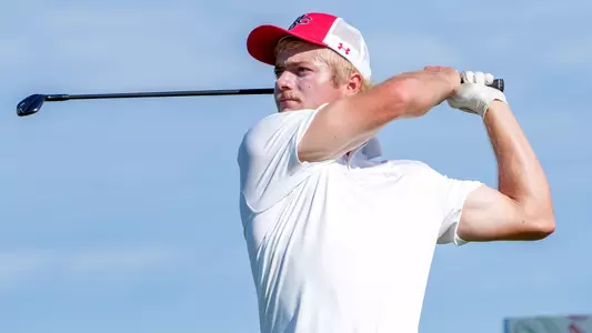 Bressum close-up follow through