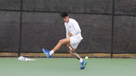 Carlos Ramos Membrives between the legs return