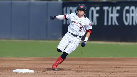 Dalton Mashore approaching second base