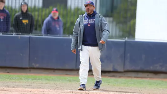 Coach Eric Valenzuela vs GCU