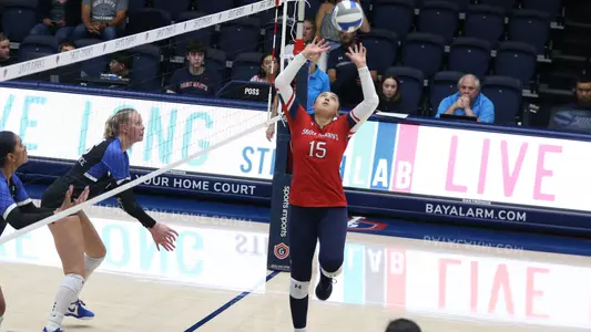 Hailee Garcia Set vs Air Force