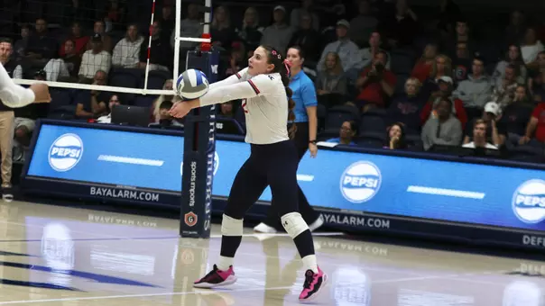 Natalie Peete Dig vs Portland