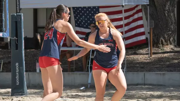 Genevieve and Hannah Couch vs UW