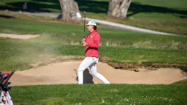 Mitchell Hoey out of the bunker at 2025 SMC Invitational