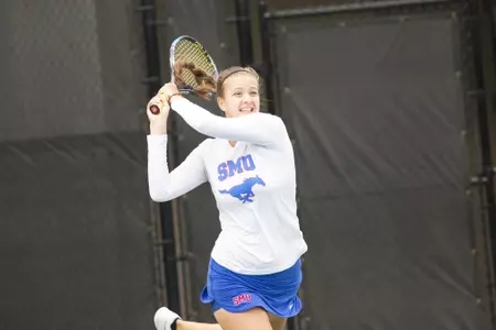 Buss Picks Up Two Wins On Final Day Of The Rebel Invitational Image