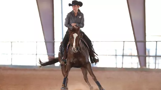 Olivia Pakula