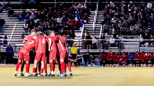 SMU 2019 team huddle