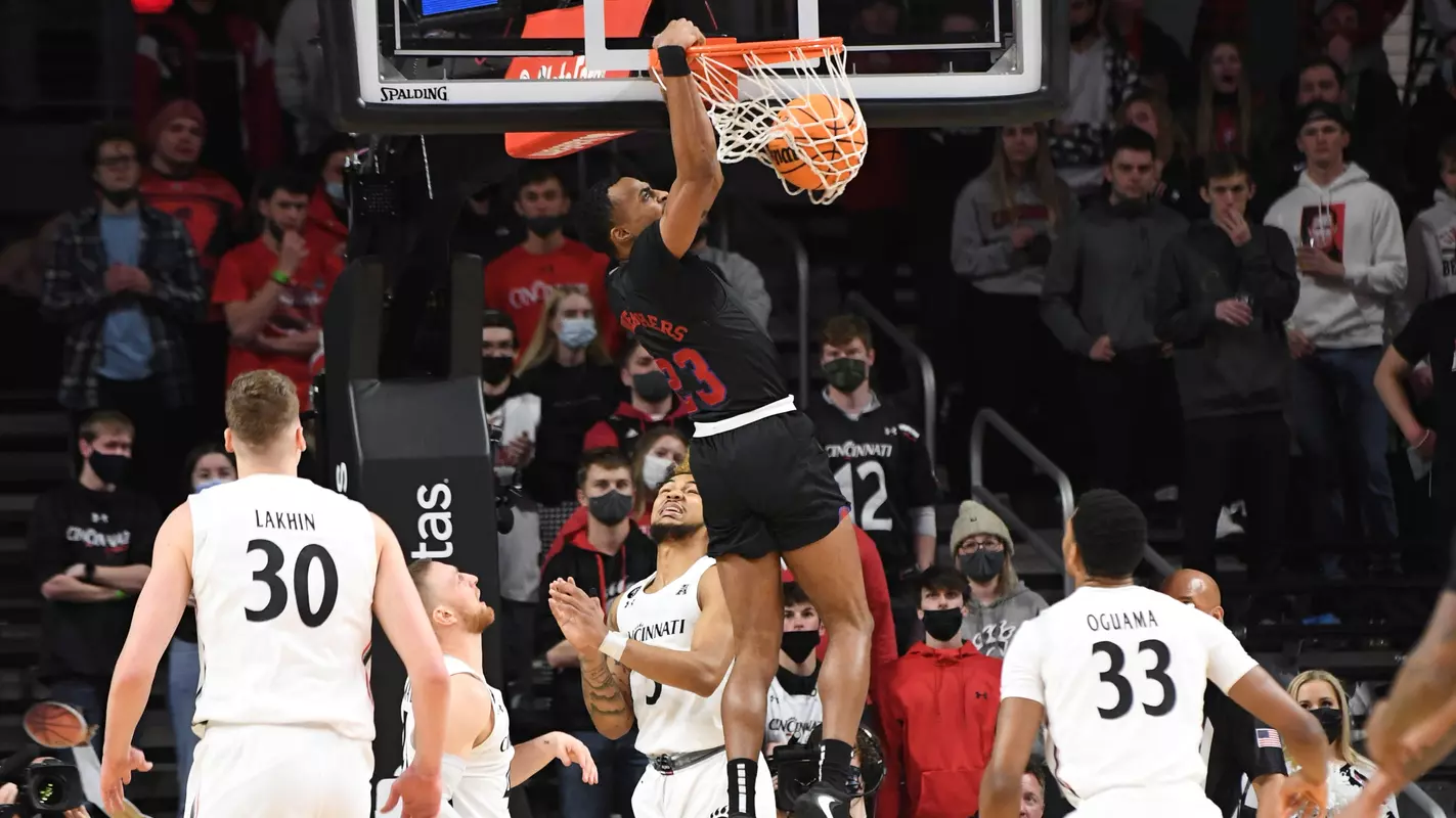 Jan. 6, 2022: Men's Basketball at Cincinnati