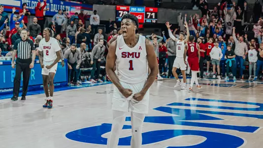 Zhuric Phelps celebrates win vs Temple