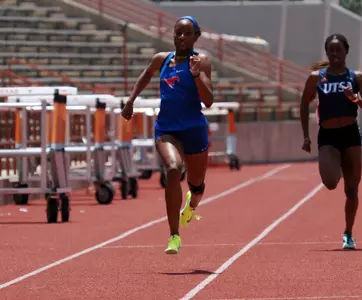 Isaac at Texas