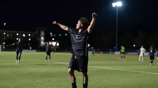 Seniors Shine On Senior Night, No. 21 SMU Wins Against Wake Forest Image