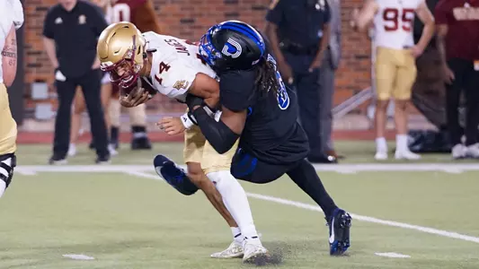 Jahfari Harvey sack