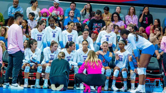 VB timeout huddle vs. Cal