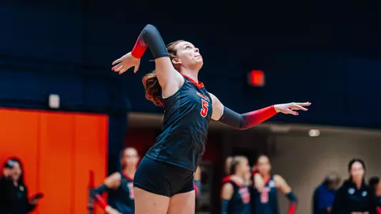 Casey Batenhorst serving