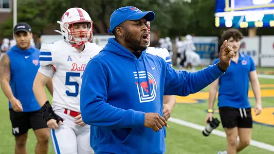 Maurice Crum Jr.