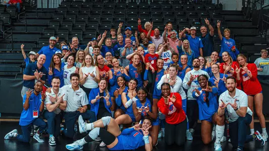 SMU VB win group photo post Louisville