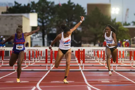 Nea Wins 100mH