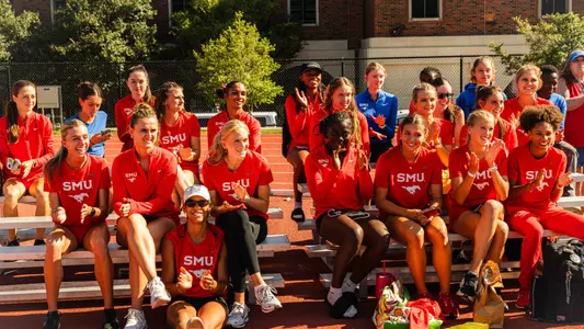 Track Home Meet Team Photo