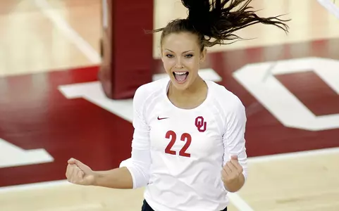 Volleyball Takes Down Mountaineers in Three