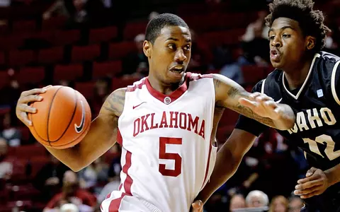Sooners Roll to 85-65 Victory