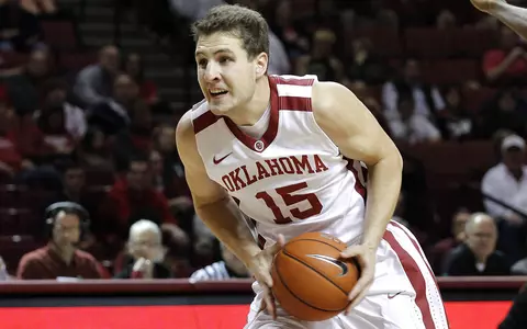 Sooners Welcome UT Arlington to LNC