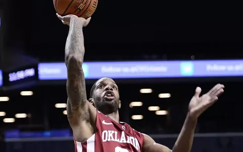 Sooners Power Past George Mason, 81-66