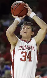 OU Hosts Top-25 Tilt vs. Davidson