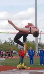 Gill Clears NCAA Bar, No. 3 OU Mark