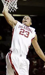 OU Looking for 13th Win at Arkansas