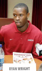 Sooners Meet With Local Media