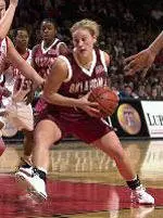 No. 16 Sooners Beat Illinois, 70-53