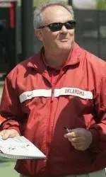 Lockwood Retires After 22 Seasons