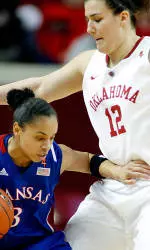 Women's Hoops Looks Toward Postseason