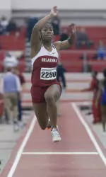 OU Women No. 10, Men 18 in Opening Rankings