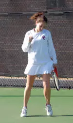 Women's Tennis Sweeps ISU