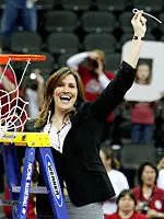 Hansmeyer Steps Down as Assistant Coach