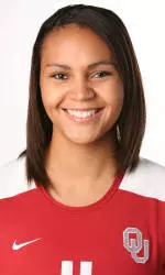 Ekwerekwu Named McLendon Scholarship Recipient