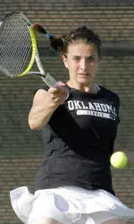 Veterans Finish 7-1 on Friday at the Rice Classic