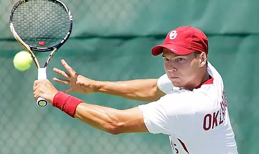 Alvarez, Papac and Ghilea On to Round of 16