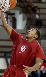Men's Hoops to Hold Pre-Notre Dame Scrimmage