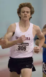 Sooners Set 4x800 Program Record