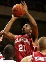 Gray Named to Naismith Watch List