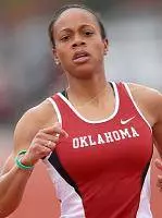 Women Qualify for Penn Relays Final