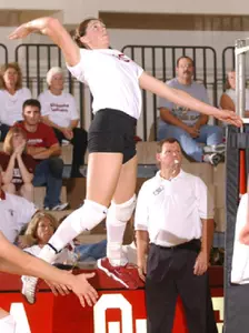 Volleyballs Falls In Three At Colorado